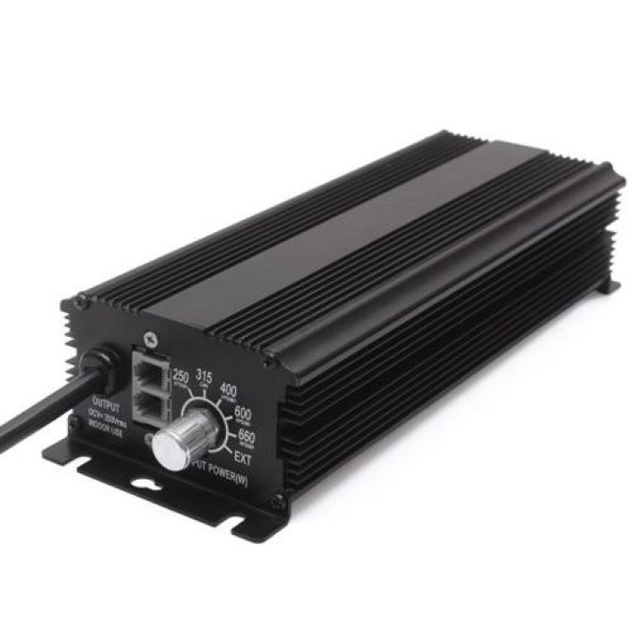 Black 600W saadettava digitaalinen virtalahde Digitaalinen saadettava virtalahde 600W.