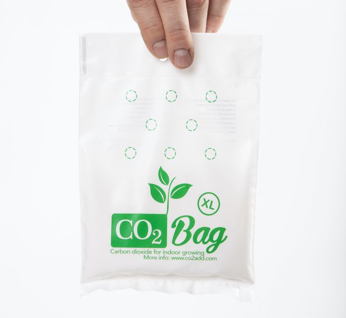 CO2BAG XL Hiilidioksidipussi CO2BAG lisaa kasvunopeutta ja aikaistaa hedelmien kypsymista. Lisaksi se parantaa makua, varia,