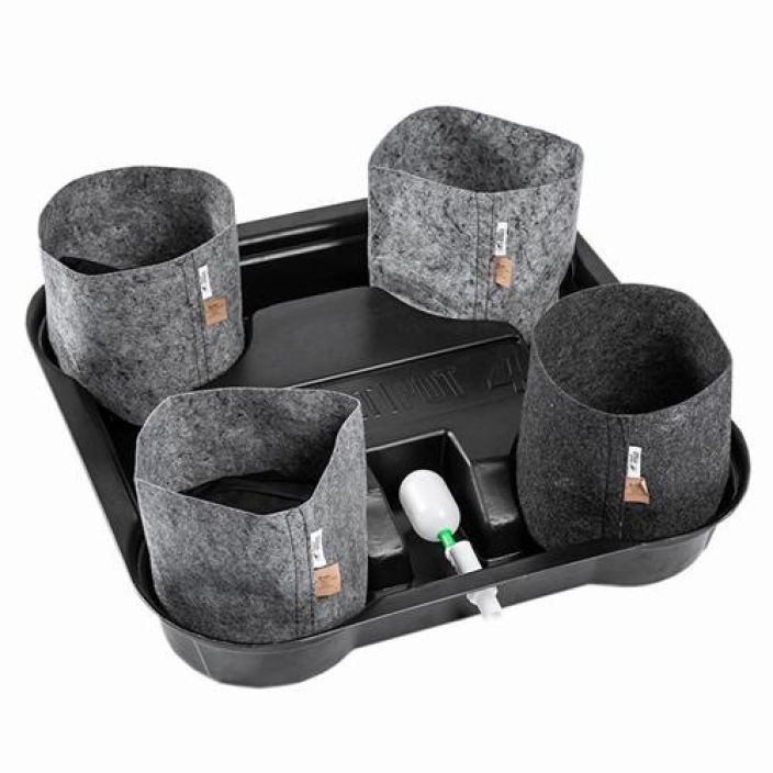 Megapot Passiivinen altakasteleva viljelyjarjestelma kahdella 8,5L ruukulla, seka 47L ravinnesailiolla. Megapot Passiivinen altakasteleva viljelyjarjestelma kahdella 8,5L ruukulla, seka 47L ravinnesailiolla.